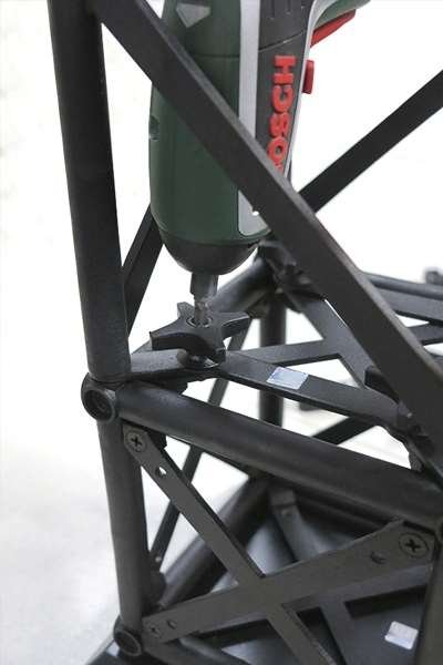 Crown Truss, Brochure dispenser M65 with fitting - Hvid