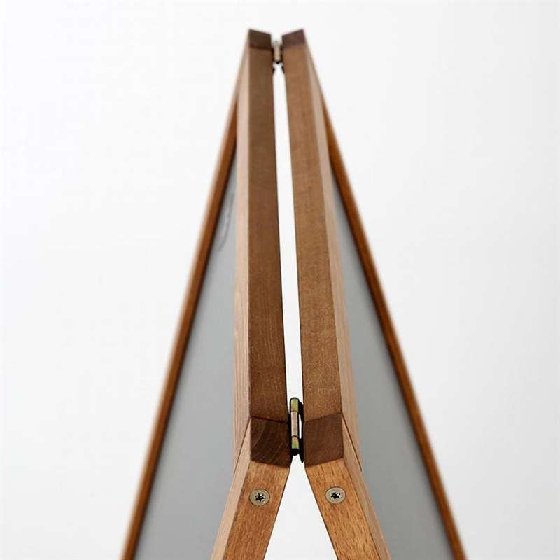 Wooden gadeskilt med ståltavler, 59 x 119 cm