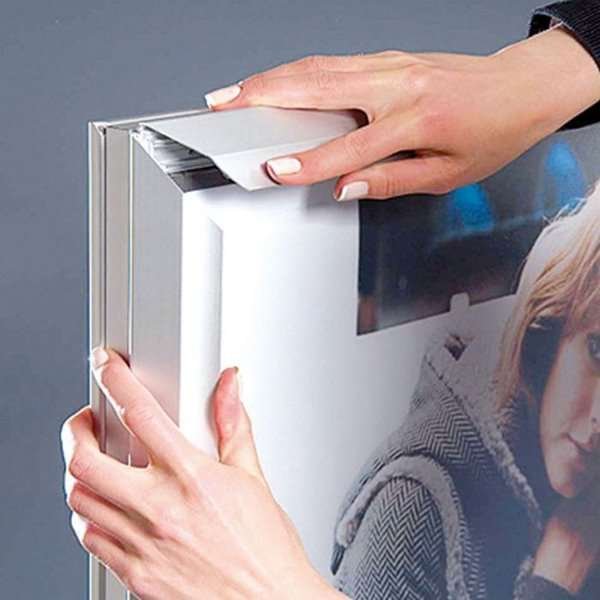 Wind-Sign Waterbase Gadeskilt - 70x100 cm - sølv