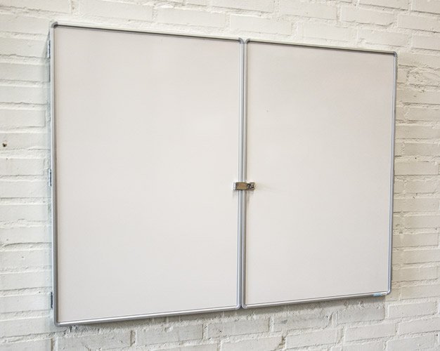 Whiteboard med 2 låger (5 sider), kan aflåses - 60x90 cm (60x180 cm) - uden låsebeslag