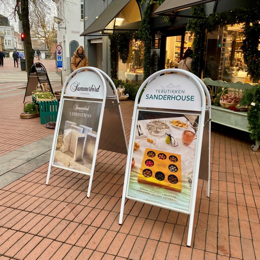 Expo Gotik Gadeskilt med logoplade - 50x70 cm - hvid