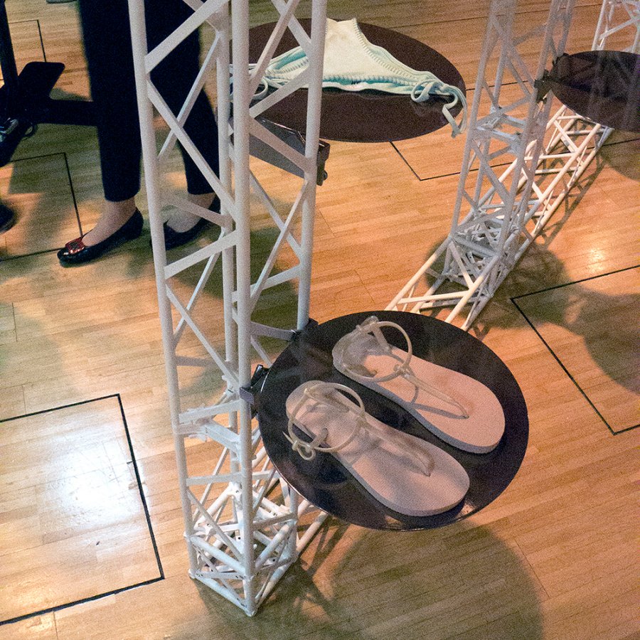 CROWN TRUSS 15 L-shape wall 3 x 3 m, 400 x 400 cm