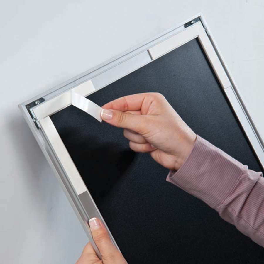 Wooden bordtavle med f&oslash;dder m&oslash;rkt tr&aelig; - A5 - 12,7x17,8 cm