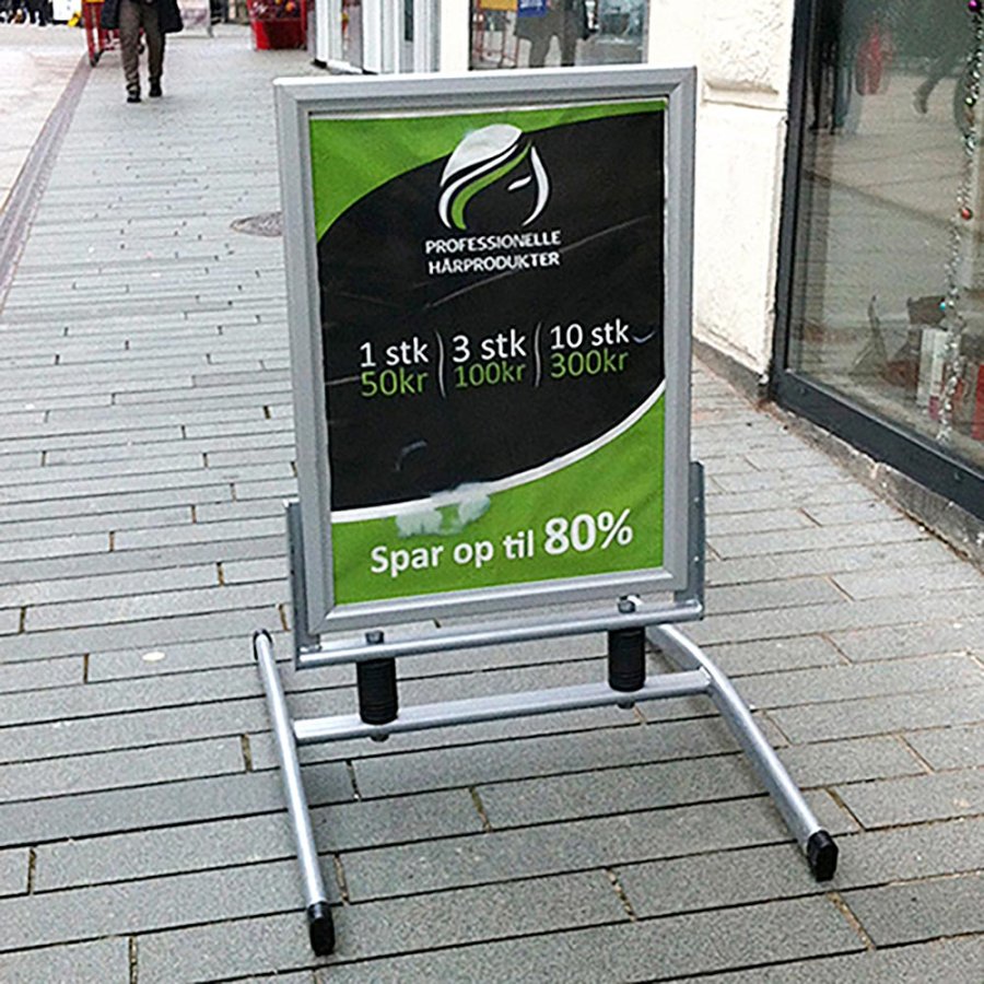 Wind-Line Lux Gadeskilt - A0 - s&oslash;lv