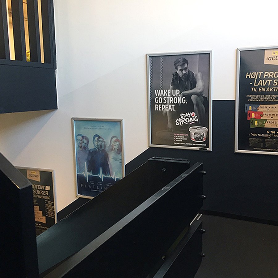 Klikramme med 32mm aluminium fladprofil, s&oslash;lv - A2