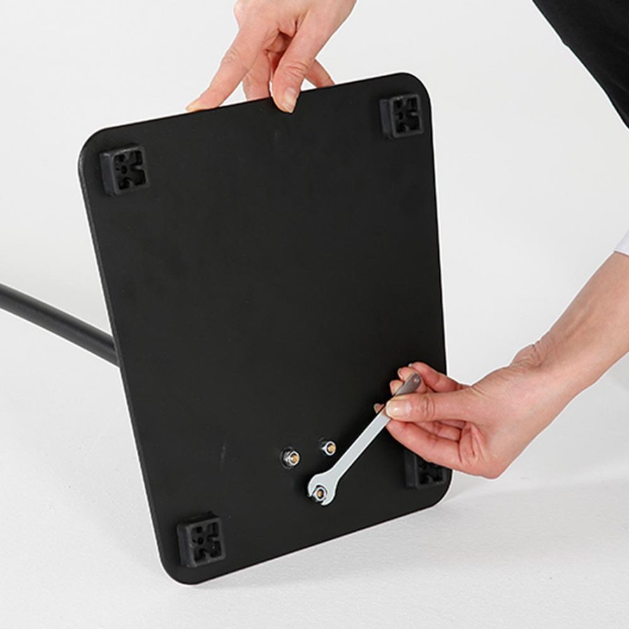 Infostand Curved Black  A4