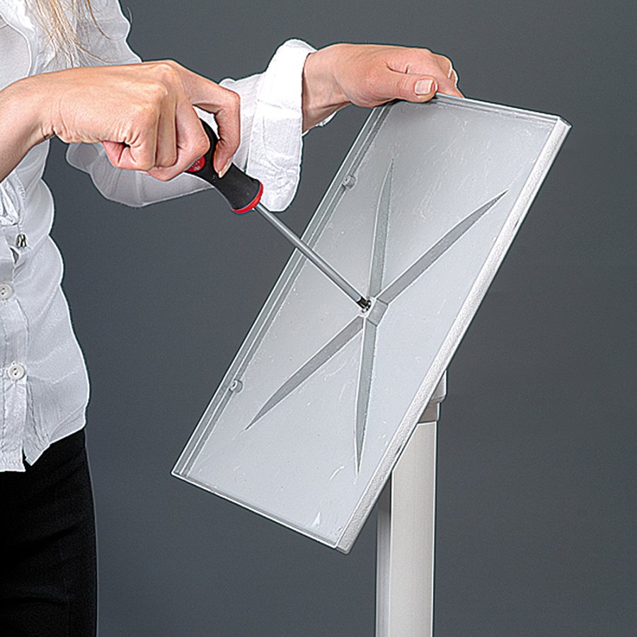 Flex Infostander, justerbar, s&oslash;lv, med A3 Klikramme