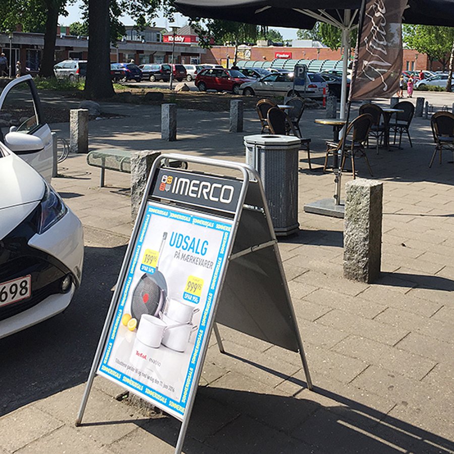 Expo Sign Gadeskilt med logoplade - 50x70 cm - s&oslash;lv